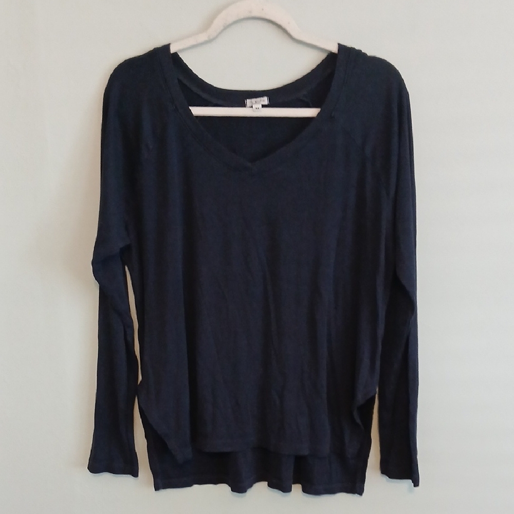 Pj Harlow Women's Navy Blue Frankie V-Neck  Ribbed Long Sleeve Top